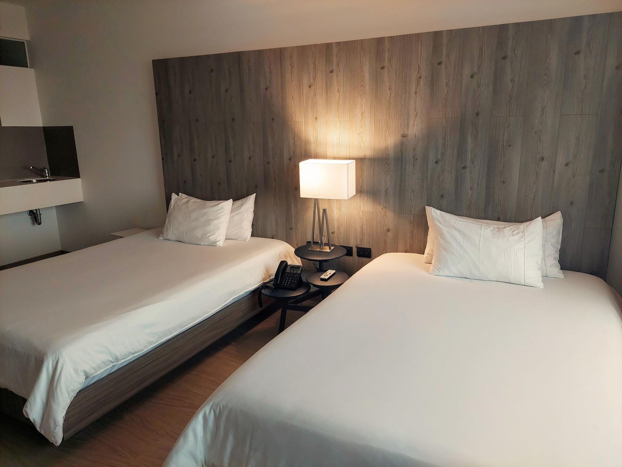 V Grand Hotel, A Member Of Radisson Individuals Medellín Eksteriør billede